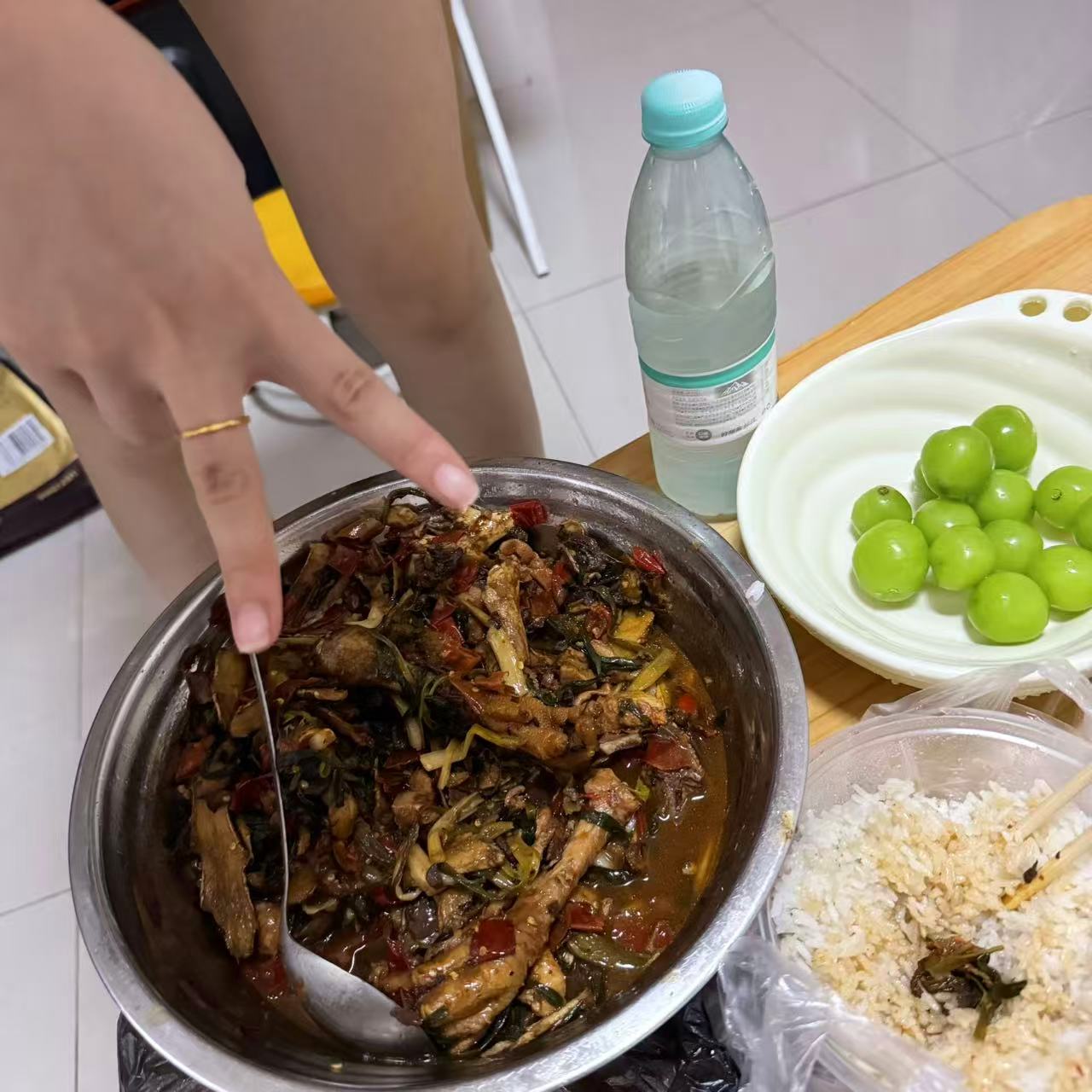 人间烟火，治愈所有小倒霉｜下班的台球与深夜烧鸡公